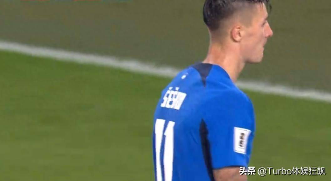 奥布拉克绝望了！3次被洞穿球门，曼联新援6场0球仍哑火